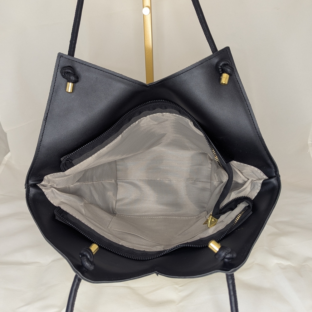 White and Black Women's Handbag - Picture 6 of 6